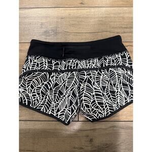 Lululemon Speed Short Pretty Palm Black Angel Wing Size 4 Running Shorts